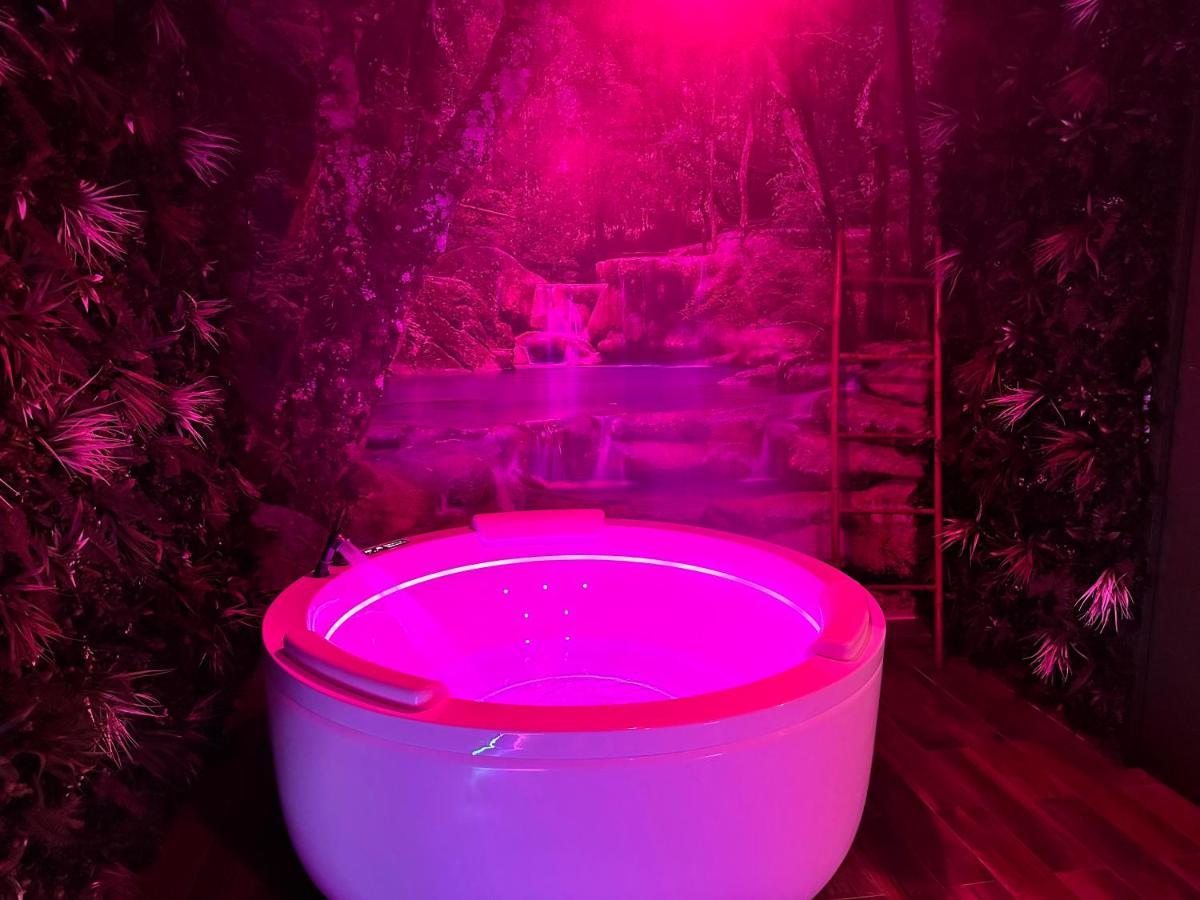 Apartment Narbnb - Jungle - Jacuzzi - Centre - Clim